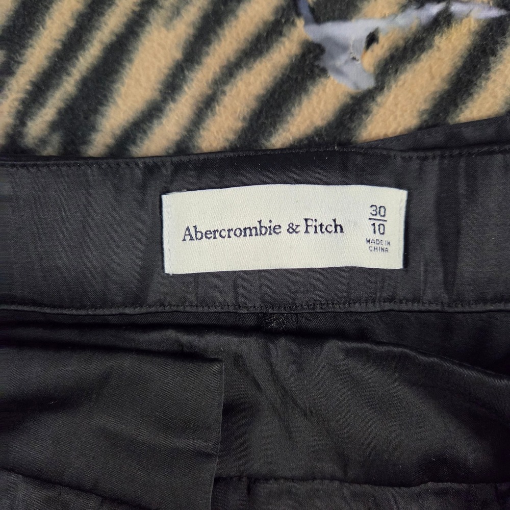 Abercrombie & Fitch Black Satin Belted Wide Leg Cargo Pants Size 30/10 - Picture 2 of 10